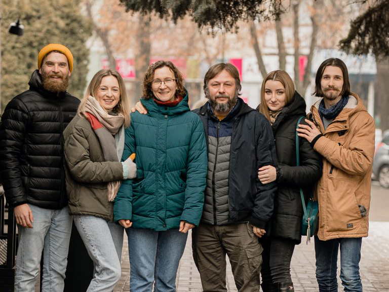 Our ScholarLeaders International partner, Taras Dyatlik, with his family.